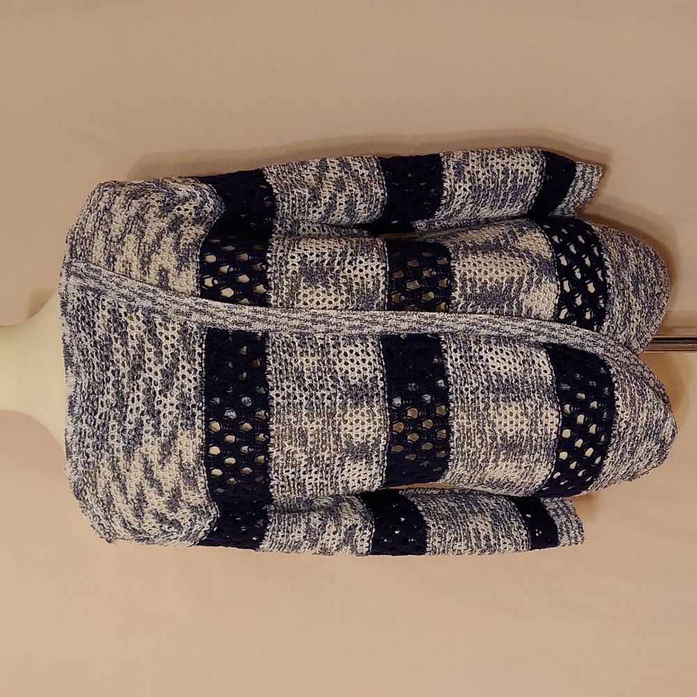‼️3 for $24‼️  New York & Company Grey/Blue/White Open Back Knit Sweater